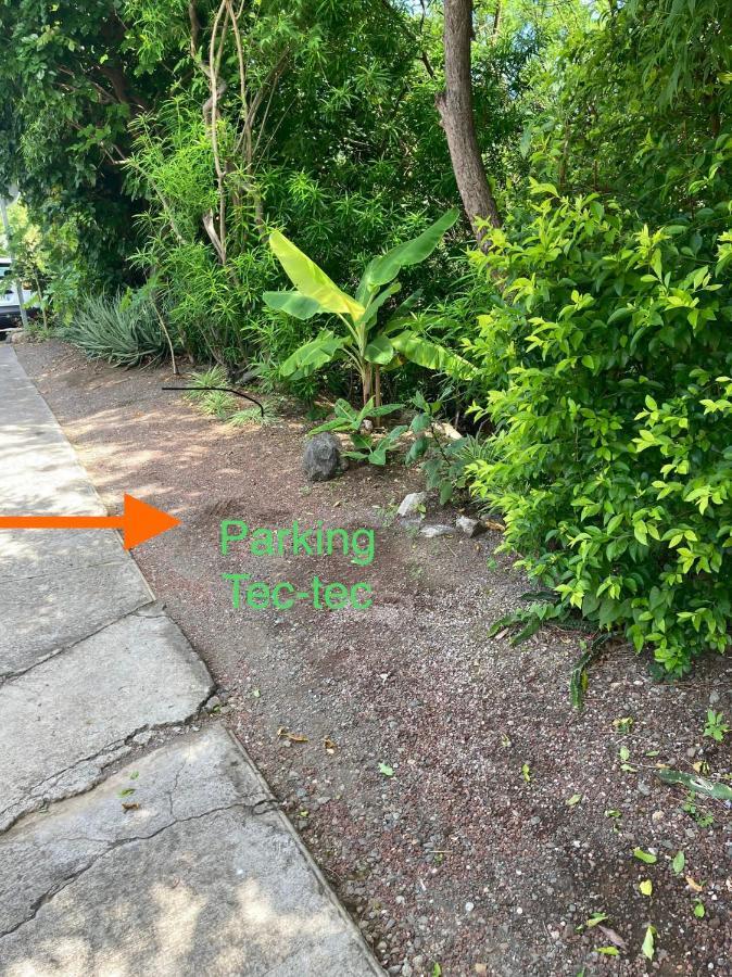 Bungalow Tec-Tec St Leu แซ็งต์-เลอ ภายนอก รูปภาพ